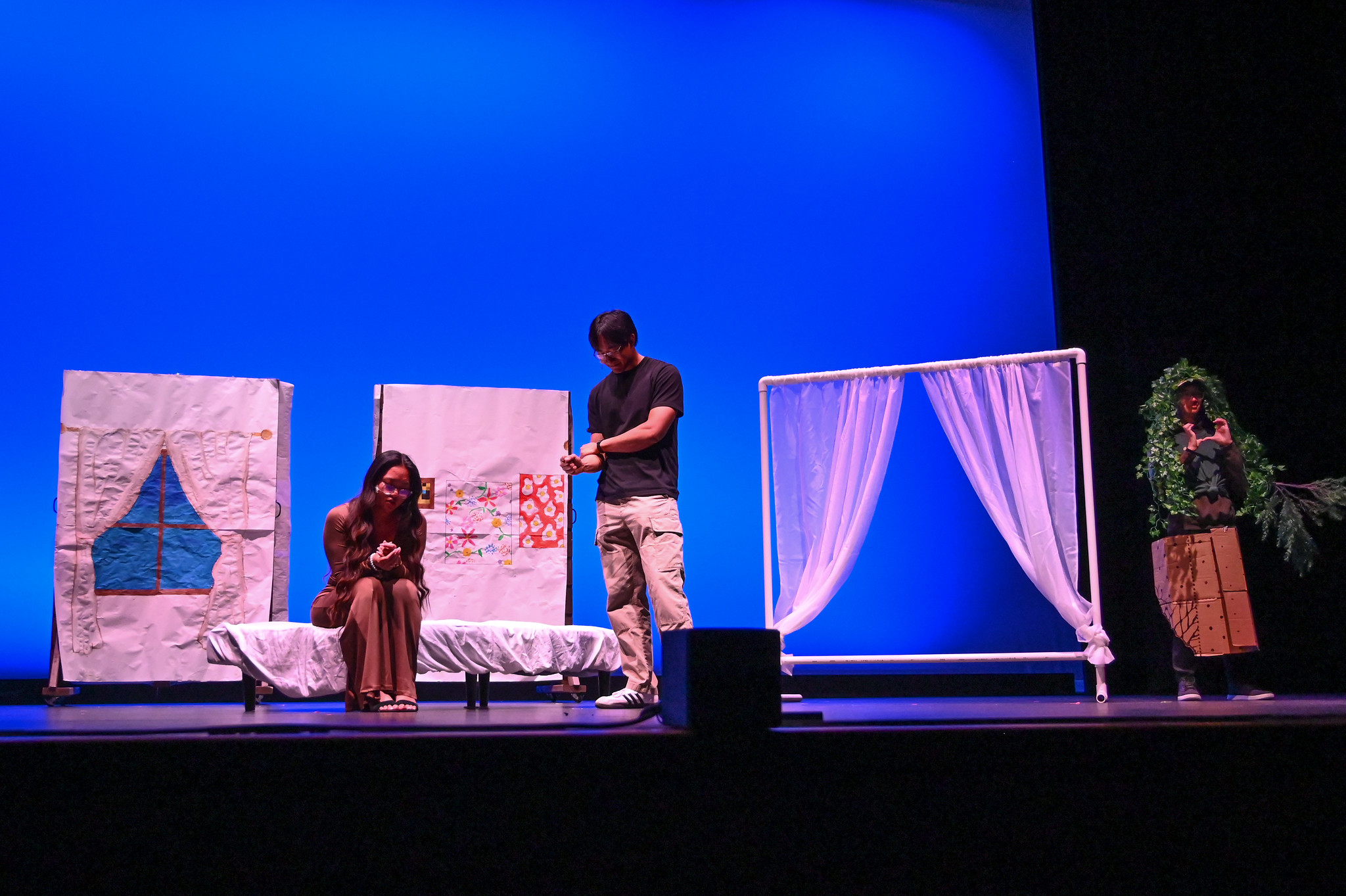 Bachelor story line in PCN 34 'Binibini'.